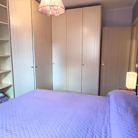 Moderno Vicino Stazione Apartment