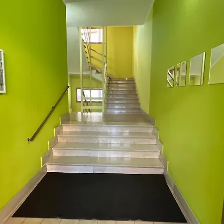 Moderno Vicino Stazione Apartment *