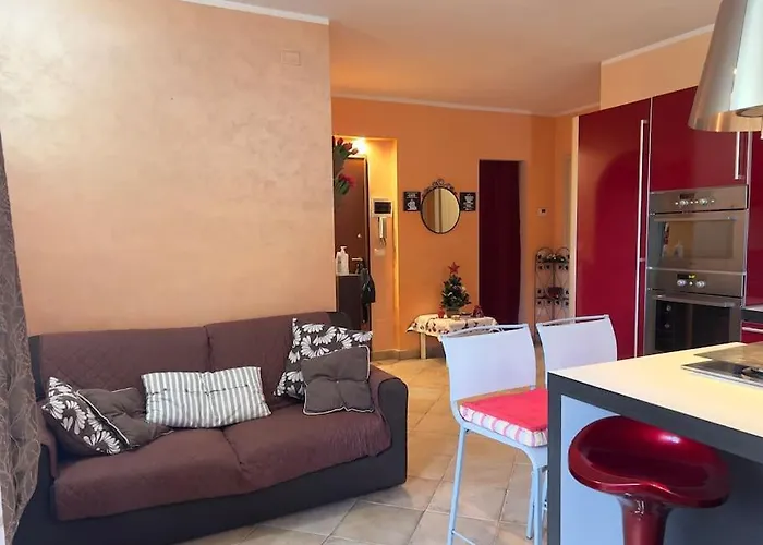 Moderno Vicino Stazione E Treno Storico!