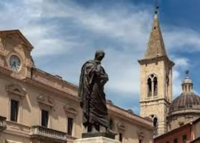Moderno Vicino Stazione E Treno Storico!